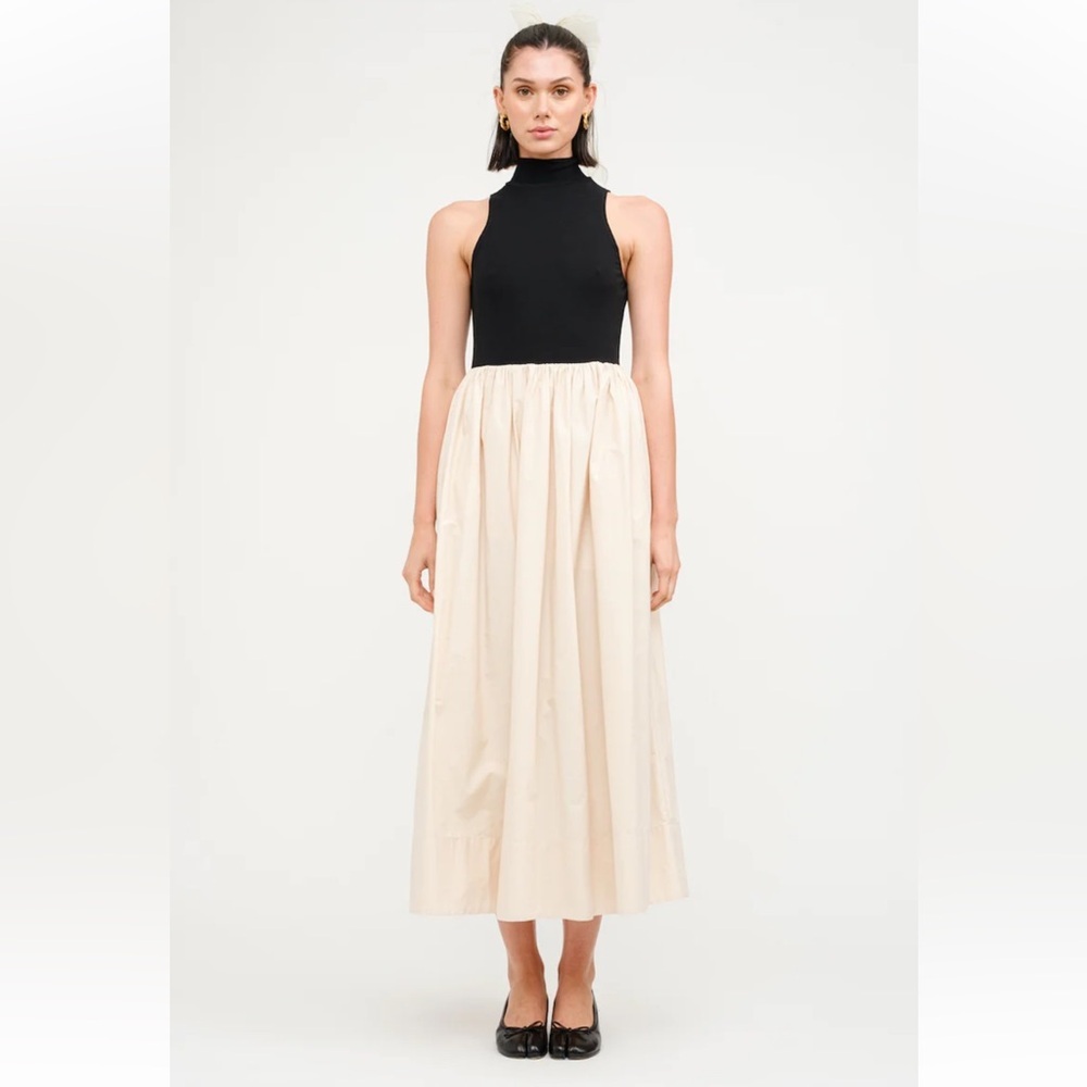 Love the Label Black turtleneck dress with off white skirt size small w pockets